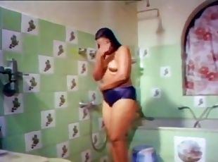 Desi indian B Grade movie nude bath
