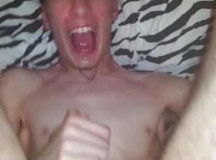 Very horny teen cums inside his mouth and then slowly spits it out