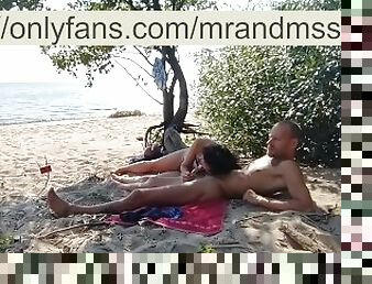Public Blowjob On The Beach From A Hot Brunette