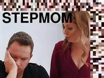 Shameless stepmom Brianna Bree heart-stopping sex movie