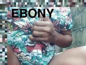 EBONY MOM18+DESPARATE PEE TIGHTS  OUTDOOR in  SHORTS leggins