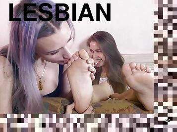isot-tissit, amatööri, lesbo-lesbian, jalat, pervo, tuhma-naughty, fetissi