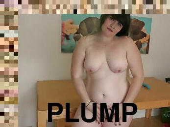 Chubby Girl Solo - I Love Naked Plump Sluts!