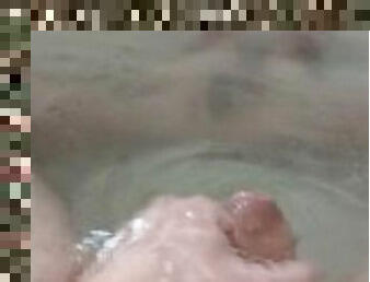 Cum join me in the tub