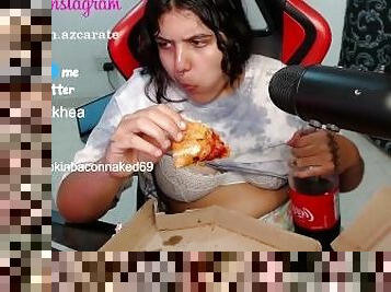 MUKBANG FETISH FOOD YOUR LITTLE PIGGY EAT A WHOLE PIZZA