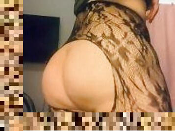 My blonde pawg ass twerking and jiggling for my fans in cute fish nets. Lots of ass clapping