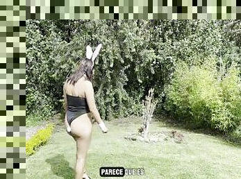 Hot Bunny Escort gives me a Great fuck in nature