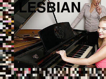 Horny Old And Young Lesbians Go All The Way - MatureNL