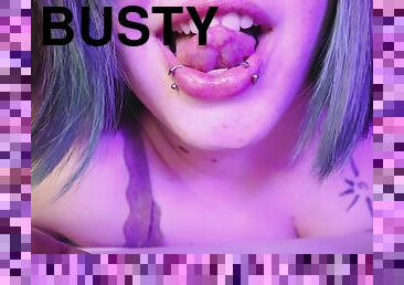 Goddess Clue busty amateur with preggo belly on webcam