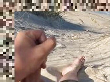 masturbation, vieux, public, amateur, ejaculation-sur-le-corps, énorme-bite, plage, jeune-18, plus-agée, solo