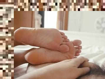 He wanted to have a nap but she decided he had to cum for her soles instead