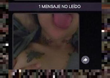 Chat hot de la universidad, chica se enamora de otaku