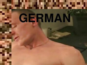 German amateur bareback fucking a skinny ass in closeup