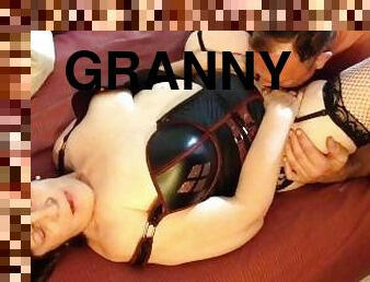 Granny Takes A Licking & Dicking 10132019 CAM4