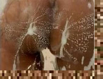 Juicy wet ass in the shower