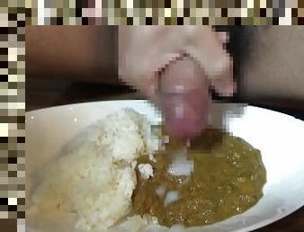 Cum topping on curry (pee also came out)