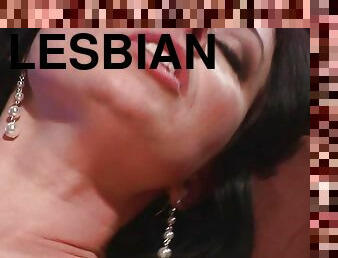 Blonde and brunette lesbians Anastasia Pierce and Bridgett Lee make each other orgasm.