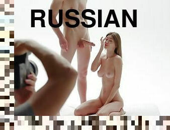 Anna Ralphs In Russian Model Gently Sucks Guys Dick During A Photo Shoot