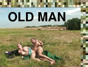 Old Man Fucking pussy the Teen outdoor