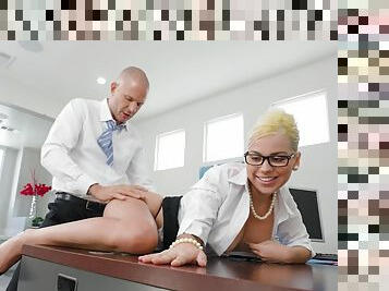 Hot office sex with amoral MILF Lilith Grace