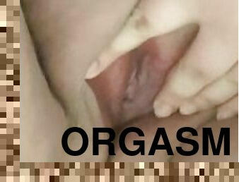 clitoris, grasa, masturbare-masturbation, orgasm, pasarica, tasnit, amatori, adolescenta, bbw, sperma