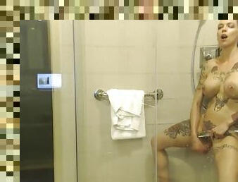 Anna Bell Peaks Shower Solo