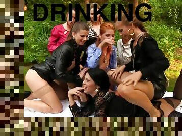 Lesbo pee fetish babes love pee drinking