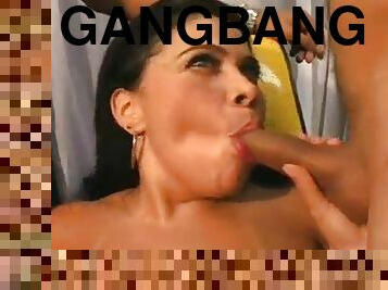 Soraya Carioca Gangbang