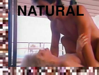 Natural blonde with big tits - CDI