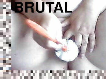 brutalne