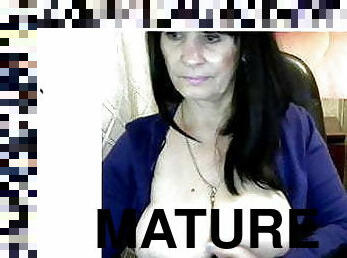 Vanessa June show tits on webcam