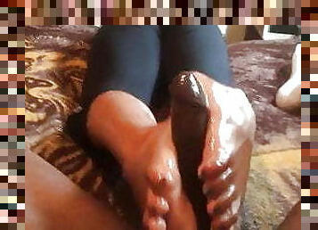 Good, Wet Footjob 