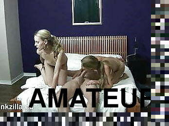 gros-nichons, fête, chatte-pussy, amateur, fellation, ados, allemand, trio, ejaculation, blonde