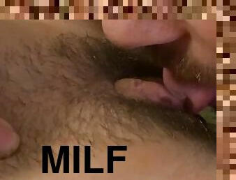 Licking jucy milf pussy