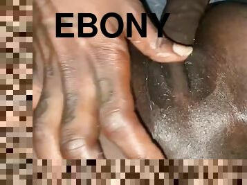 UP CLOSE EBONY CLIT!!!