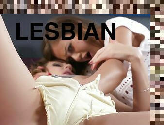 росіянка, худорлява, лесбіянка-lesbian, фінгеринг, маленькі-цицьки