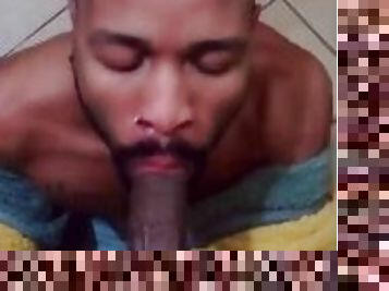 Marlon67 sucking straight guy’s BBC