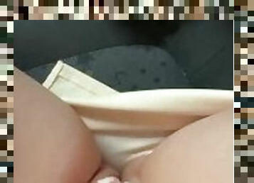 Playing with pussy in car while my bf is driving