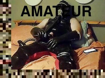 Hands Free Cum in Rubber