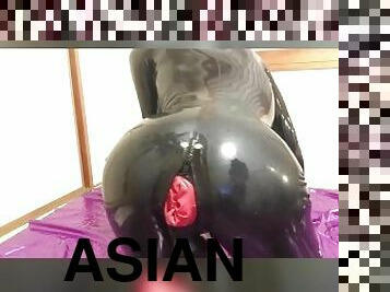 asiatiche, amatoriali, rapporti-anali, feticci, latex, solitari, bambole