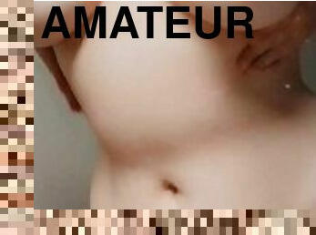 gros-nichons, masturbation, amateur, ados, belle-femme-ronde, joufflue, seins, solo, blanc, virgin