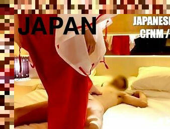 Wipe his cock with her foot. / Japanese Femdom CFNM Amateur Cosplay