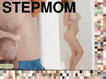 Stepmom KRISSY LYNN FUCKS BLACK STEPSON - Krissy lynn interracial after shower