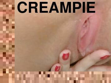 Penetracion a un COÑO muy Estrecho con Final de Creampie POV muy de cerca - Little_cake69