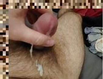 Hairy Amateur solo cum