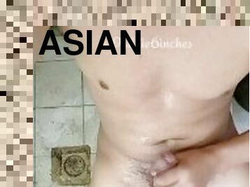 Jerking off in restroom/Naabutan ng libog sa CR kaya napajakol ng wala sa oras...