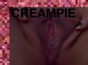 Creampie pushing out my boyfriends cum while he fingers me