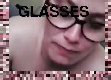 Sexy glasses deepthroating fat cock
