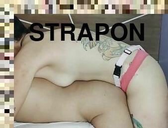 strapon, leke, hjemmelaget, creampie, par, trekant, fetisj, biseksuell, femdom, røff