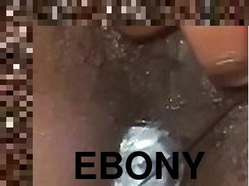 Queen ebony squirts for papi